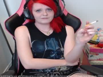 نيك بنت مربربة على المكتب سكس فتاة بزازها نار