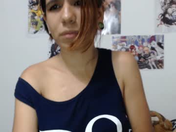 فيلم سكس سعودى شرموطه منقبه تتناك من صاحب محل ملابس