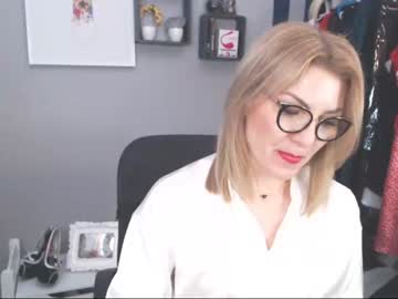 محارم اب وبنته بنت شقراء تتناك من ابوه الخوال الهايج نيك محارم