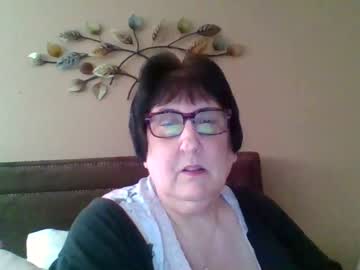 كلب ينيك بنت شقراء جامدة طحن